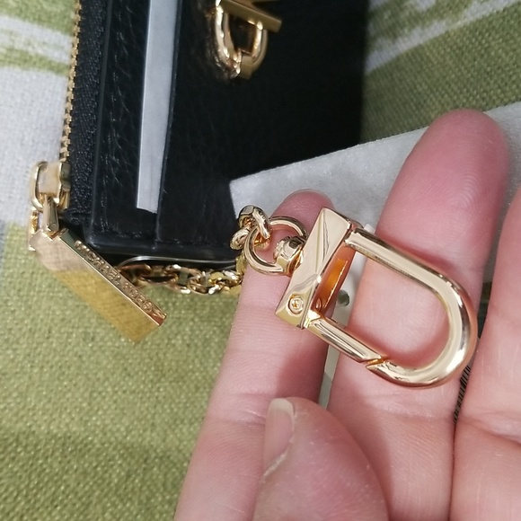 Michael Kors Pipper Small Corner Zip Card Case In Black - Picture 5 of 9